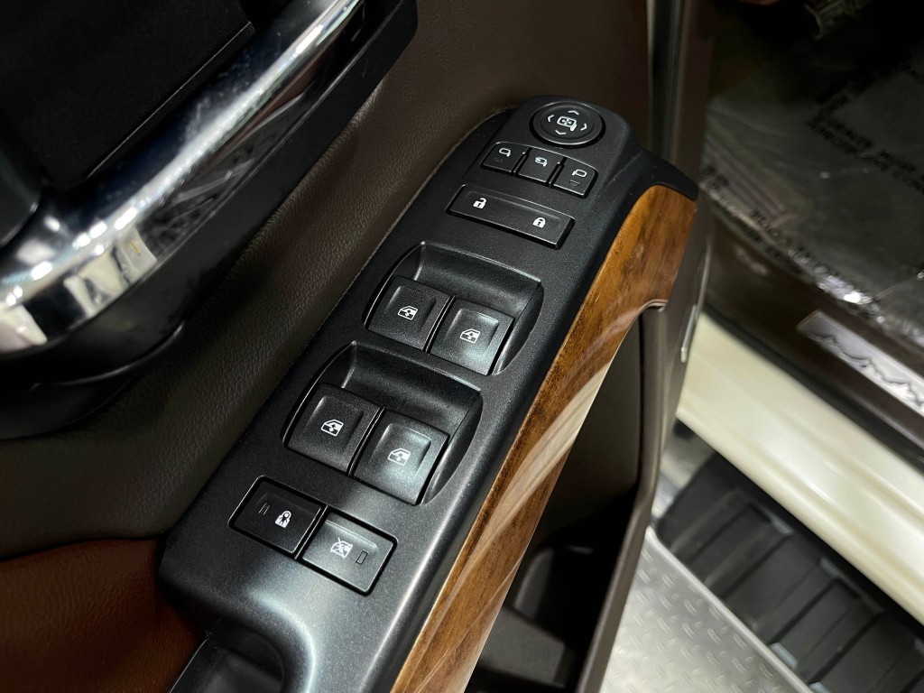 2015 Chevrolet Silverado 1500 Image 16