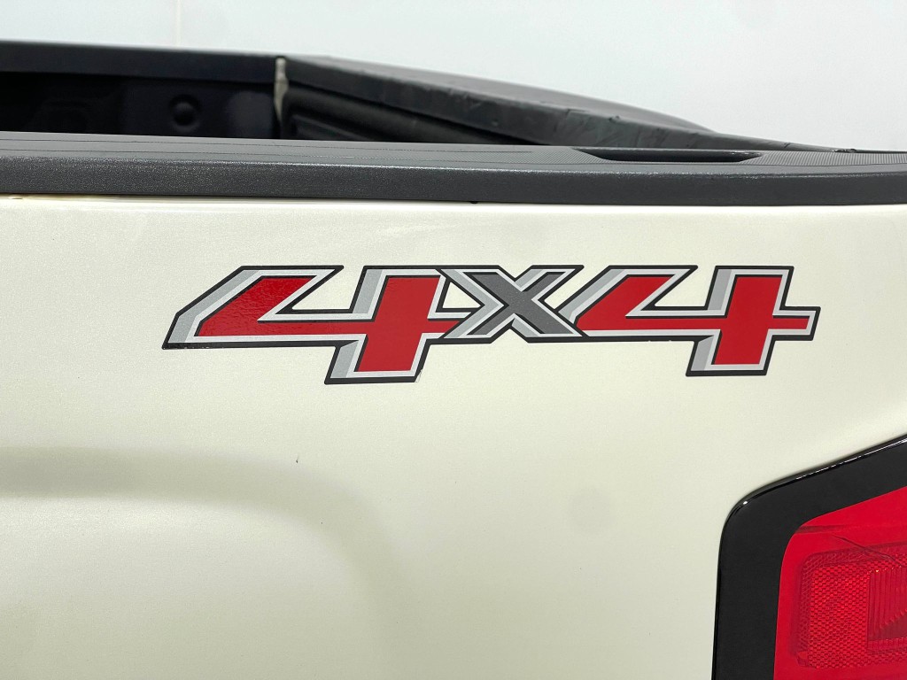 2015 Chevrolet Silverado 1500 Image 41