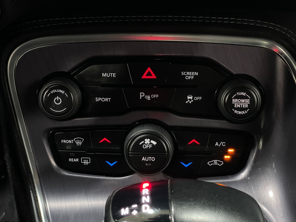 2018 Dodge Challenger Image 22