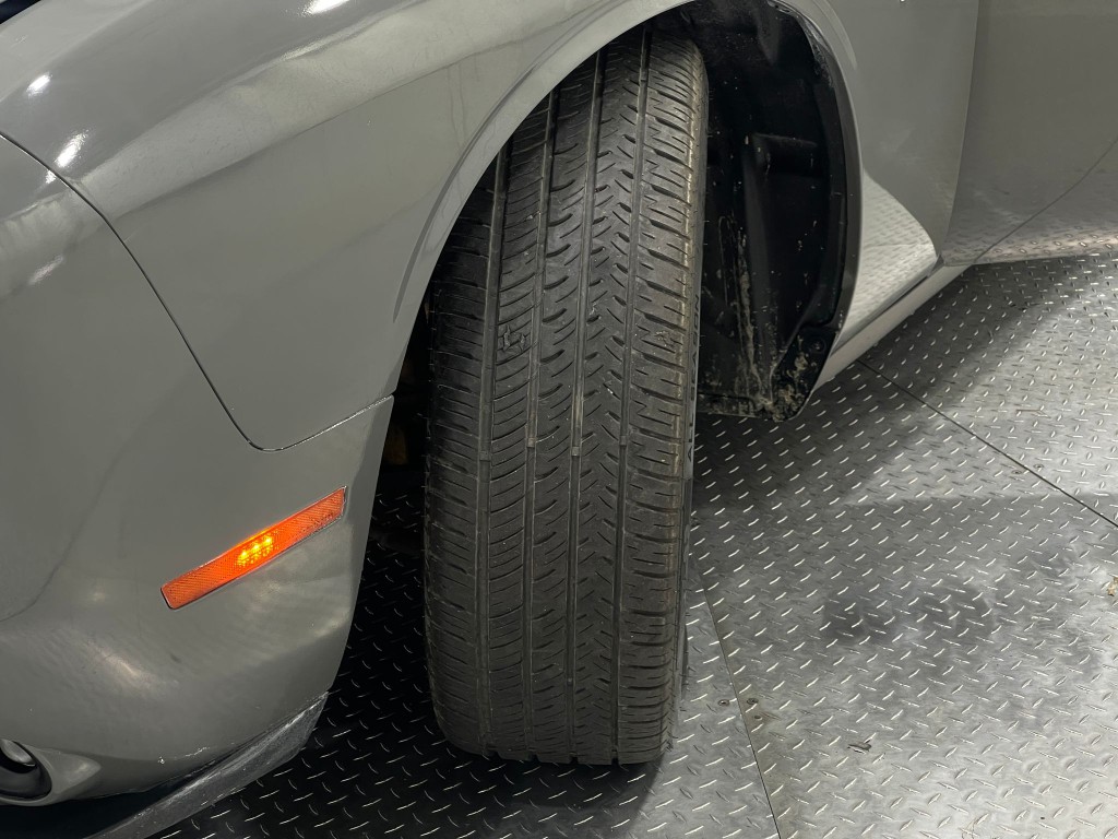 2018 Dodge Challenger Image 33