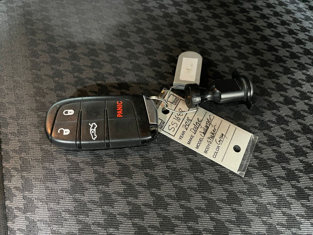 2018 Dodge Challenger Image 34