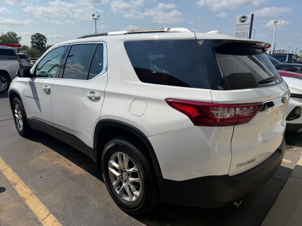 2018 Chevrolet Traverse Image 3