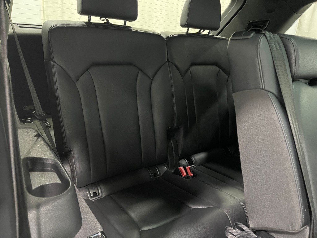 2019 Audi Q7 Image 32