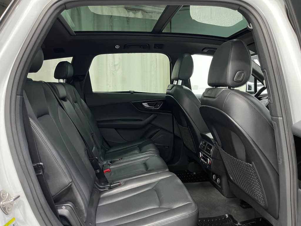 2019 Audi Q7 Image 33