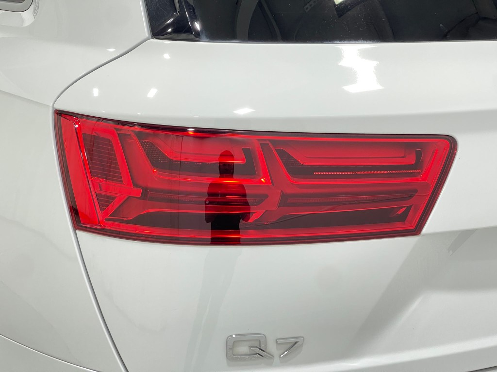 2019 Audi Q7 Image 36