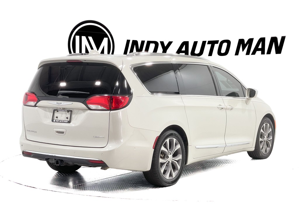 2019 Chrysler Pacifica Image 4