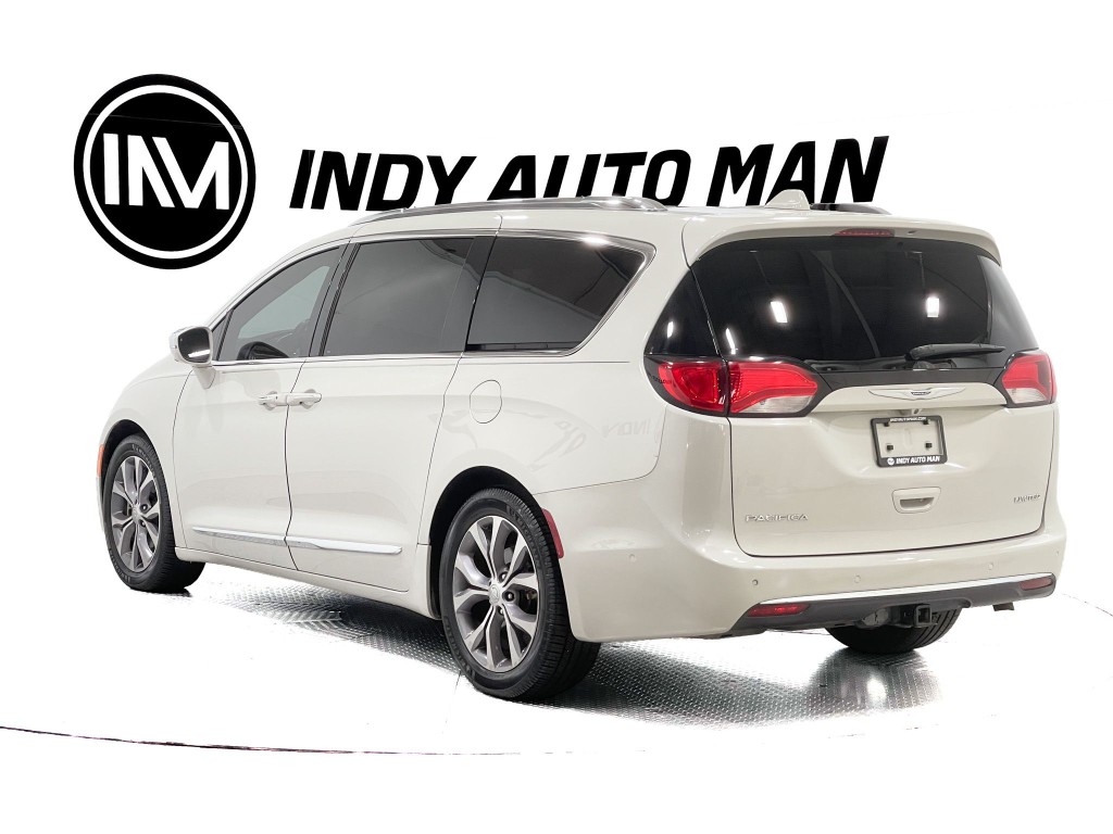 2019 Chrysler Pacifica Image 6