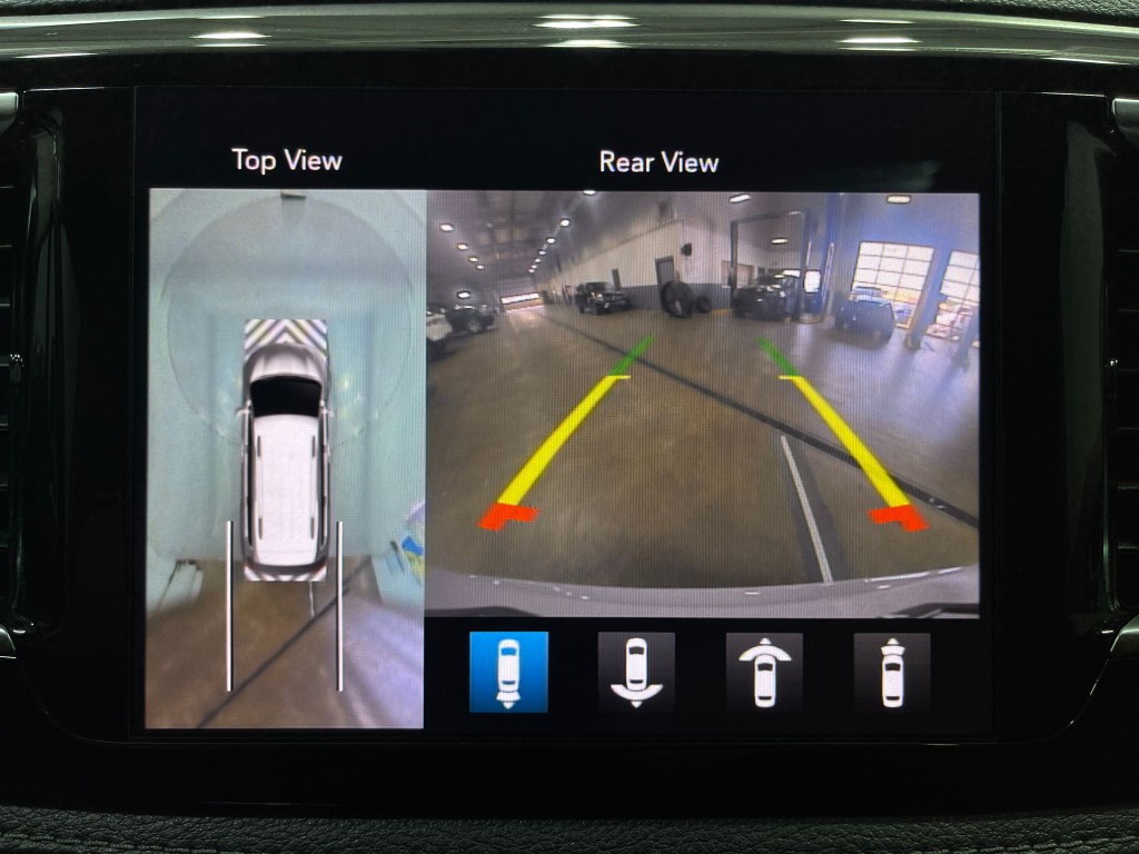2019 Chrysler Pacifica Image 11