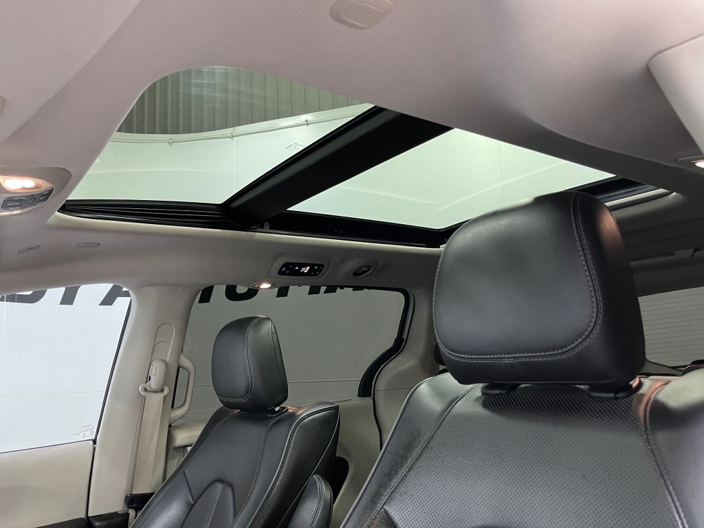 2019 Chrysler Pacifica Image 13