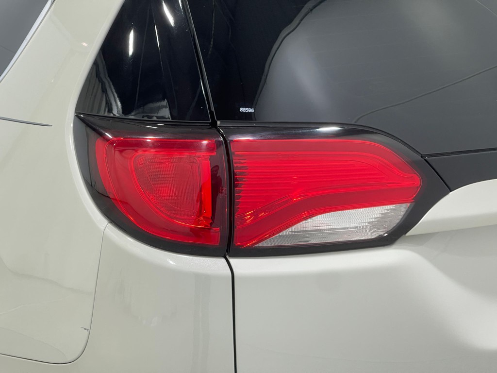 2019 Chrysler Pacifica Image 35
