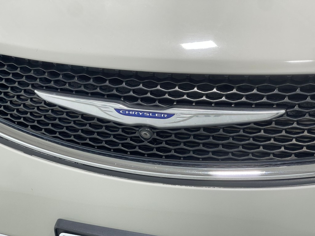 2019 Chrysler Pacifica Image 39