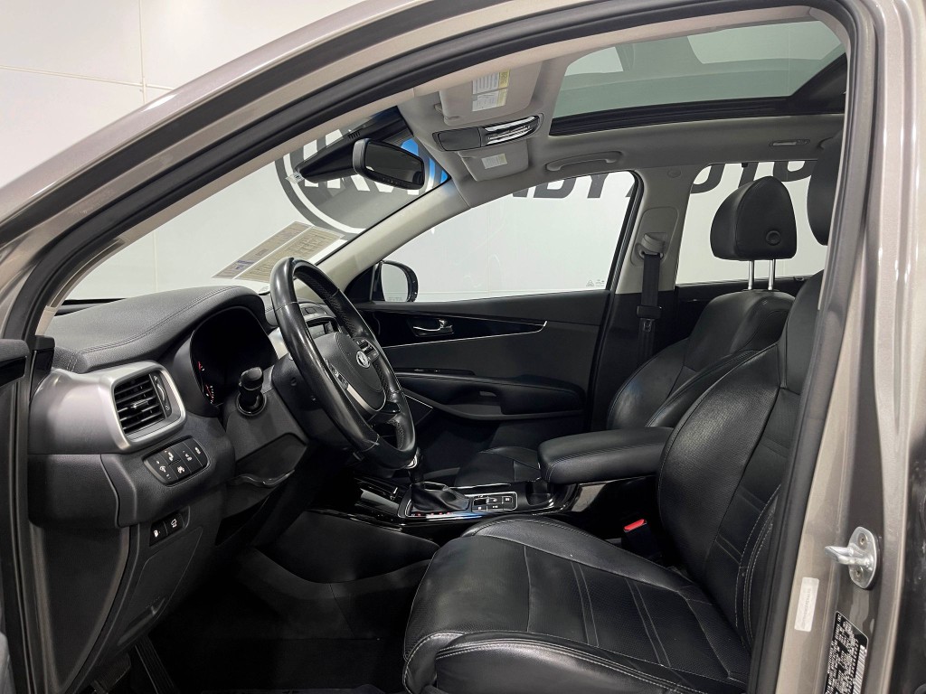 2019 Kia Sorento Image 13