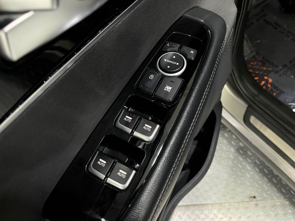 2019 Kia Sorento Image 16