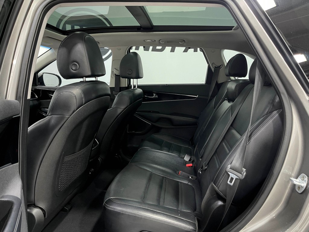 2019 Kia Sorento Image 30