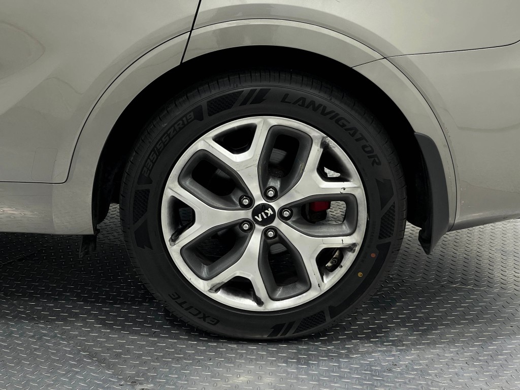2019 Kia Sorento Image 37