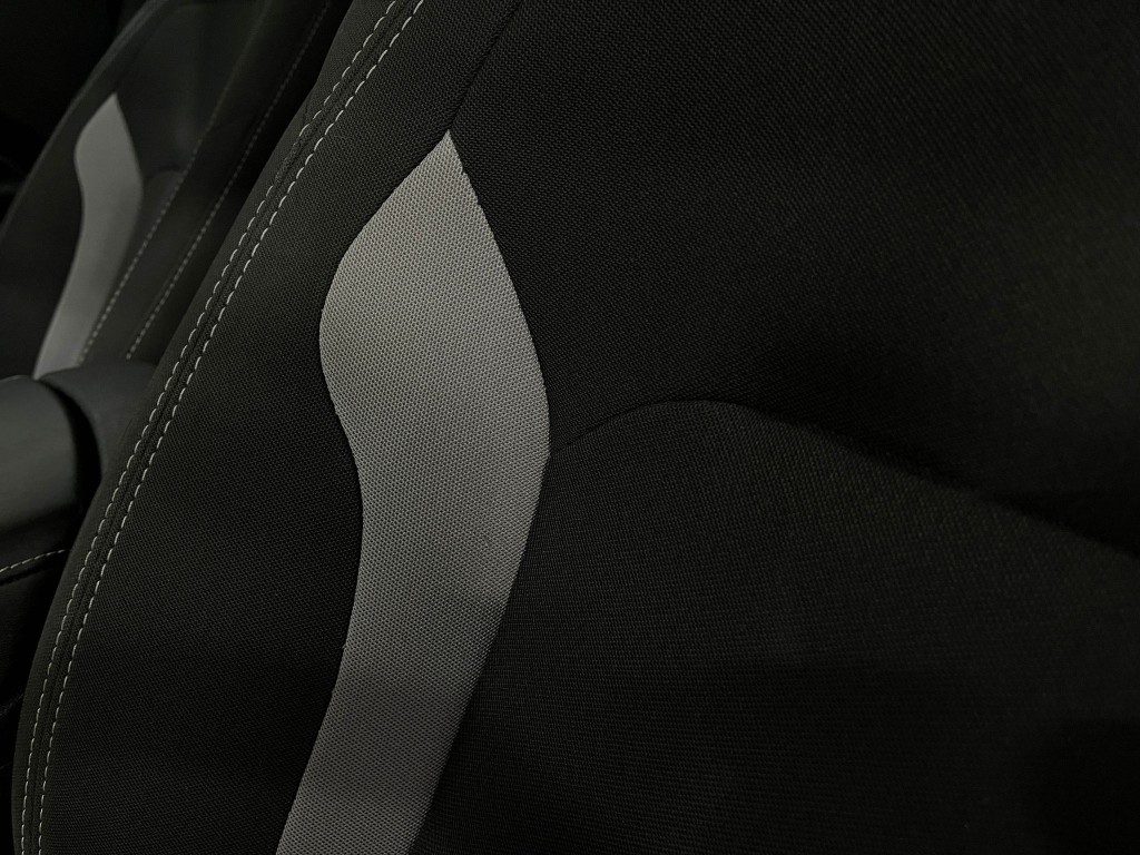 2019 Chevrolet Camaro Image 15
