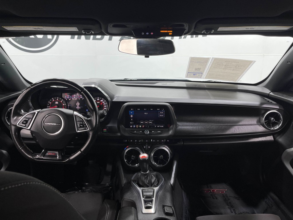 2019 Chevrolet Camaro Image 16