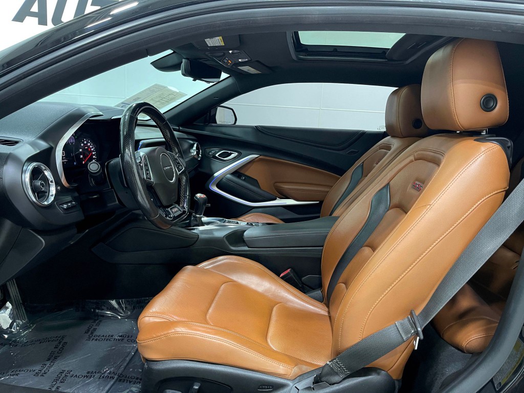 2019 Chevrolet Camaro Image 13