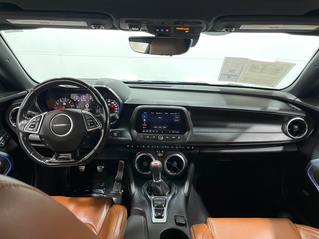 2019 Chevrolet Camaro Image 19