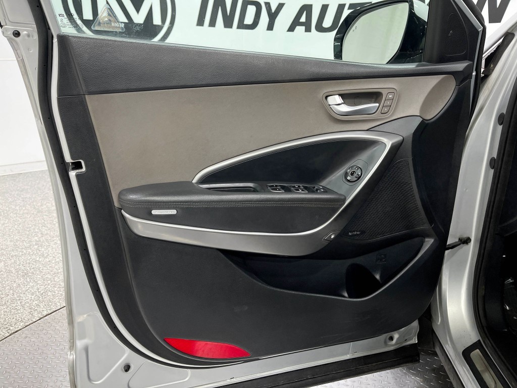 2019 Hyundai Santa Fe Image 15