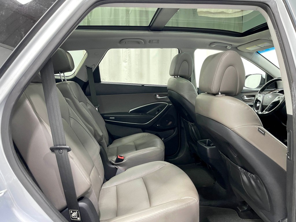2019 Hyundai Santa Fe Image 33