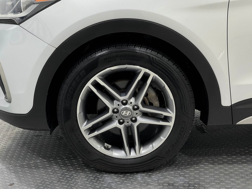 2019 Hyundai Santa Fe Image 37
