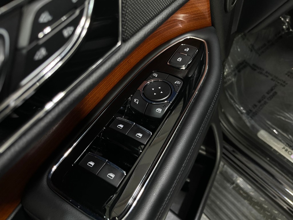 2019 Lincoln Navigator Image 16