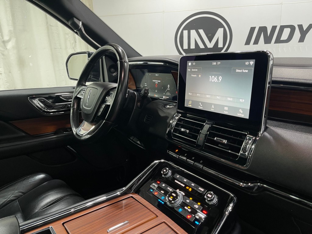 2019 Lincoln Navigator Image 20