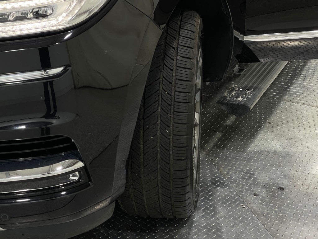 2019 Lincoln Navigator Image 38
