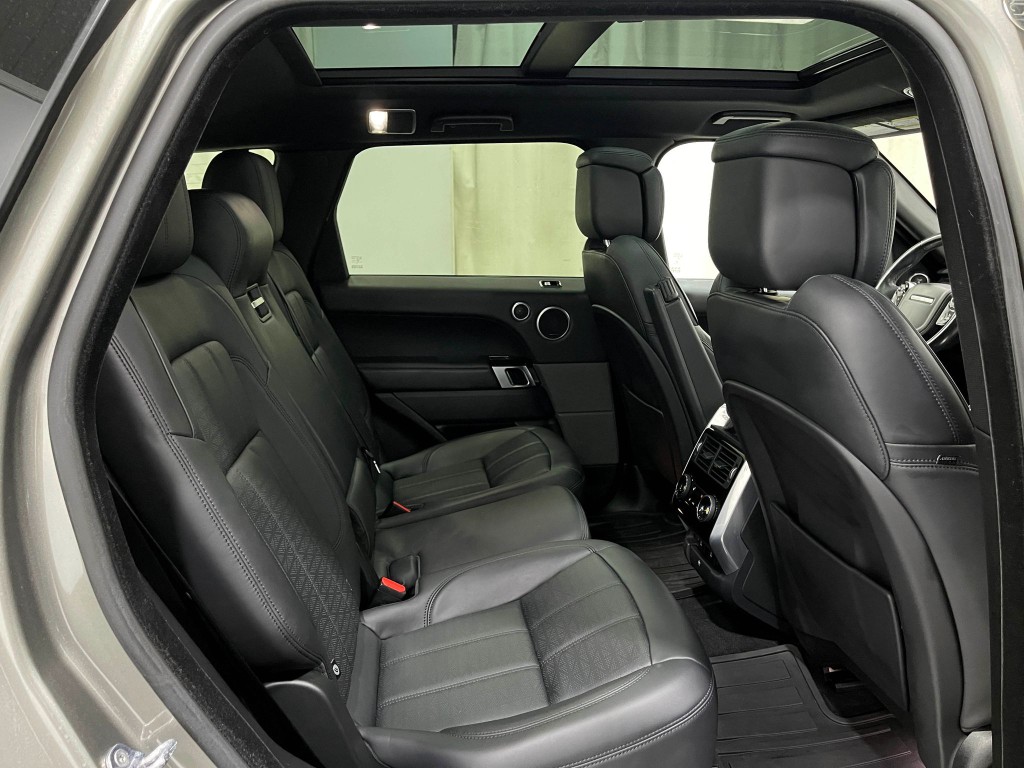 2019 Land Rover Range Rover Sport Image 30