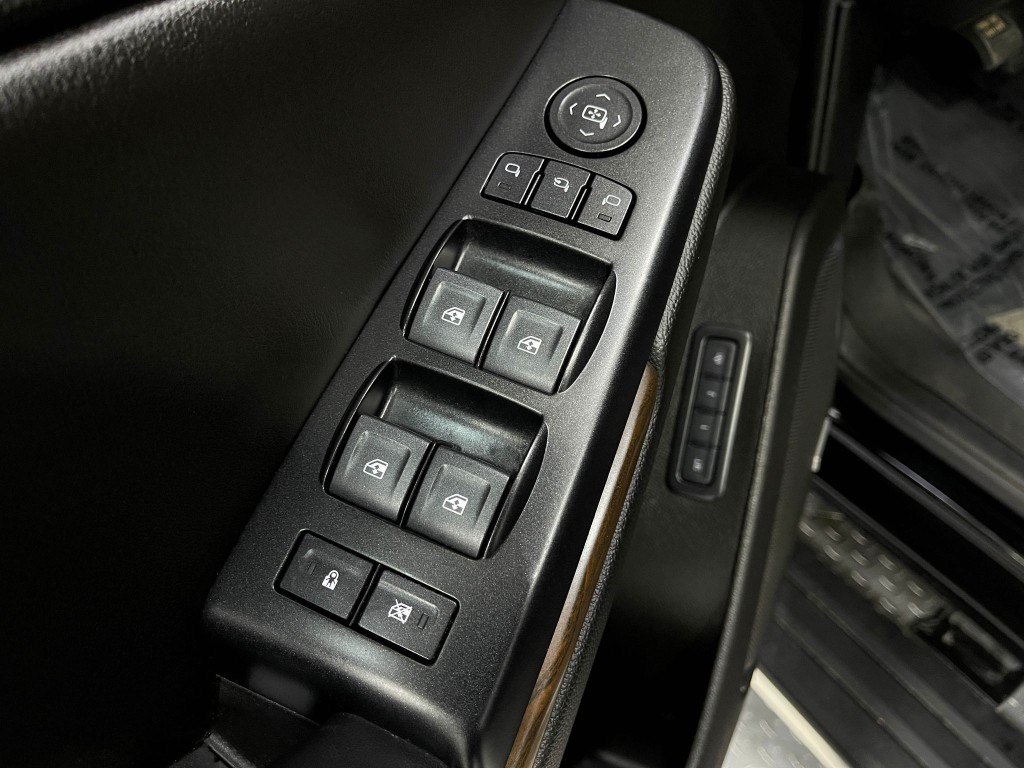 2019 GMC Yukon Image 17