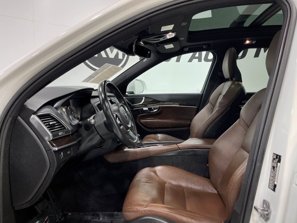 2019 Volvo XC90 Image 13