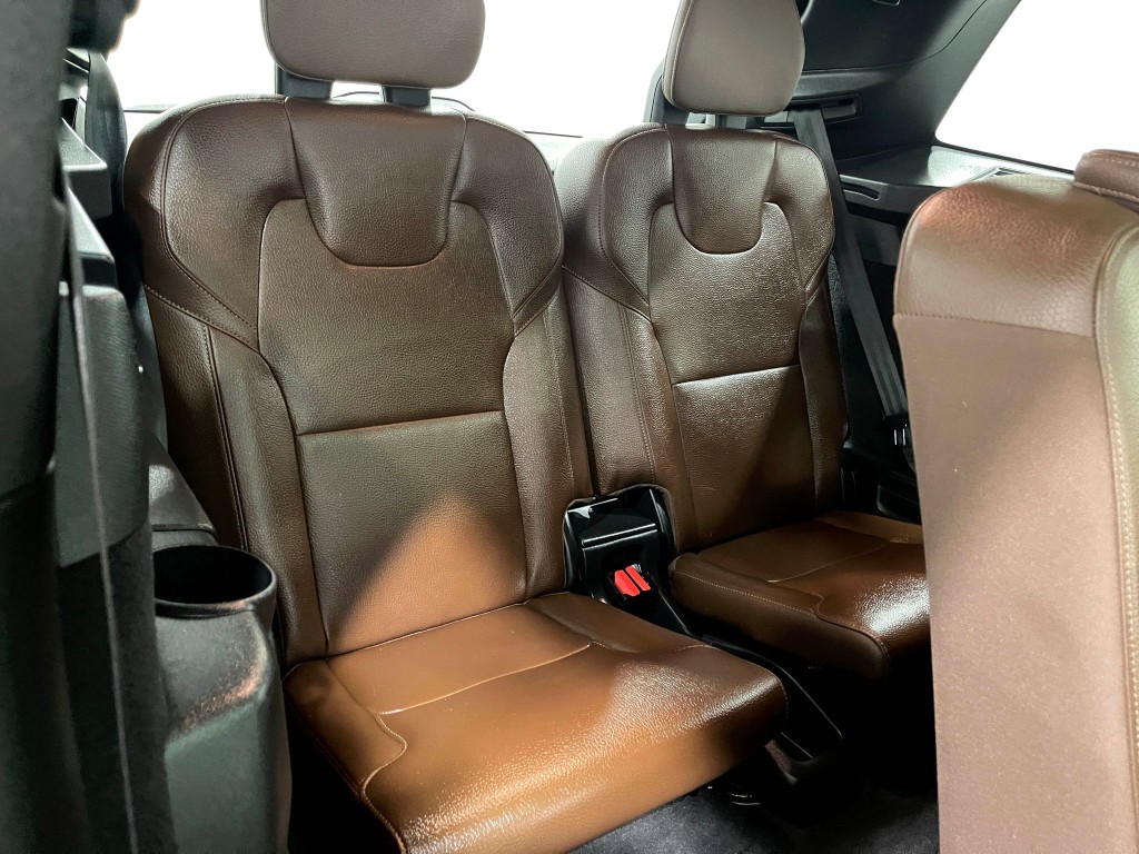 2019 Volvo XC90 Image 32