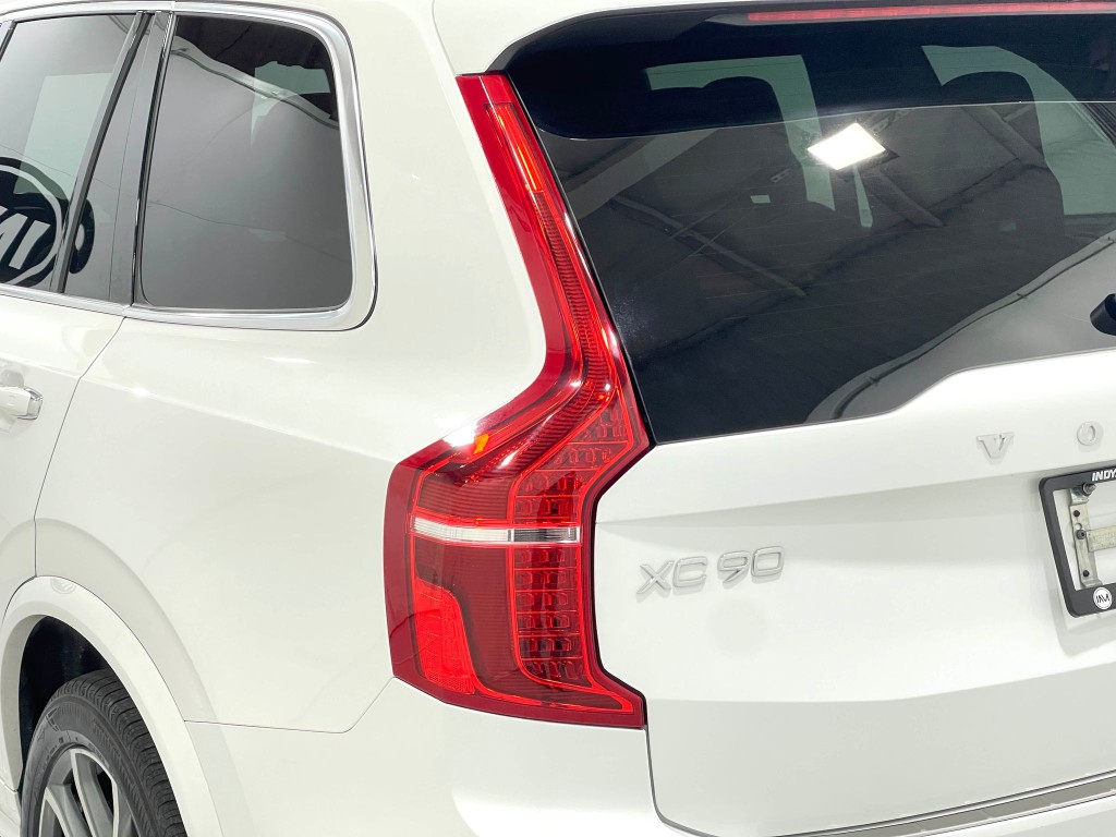 2019 Volvo XC90 Image 36