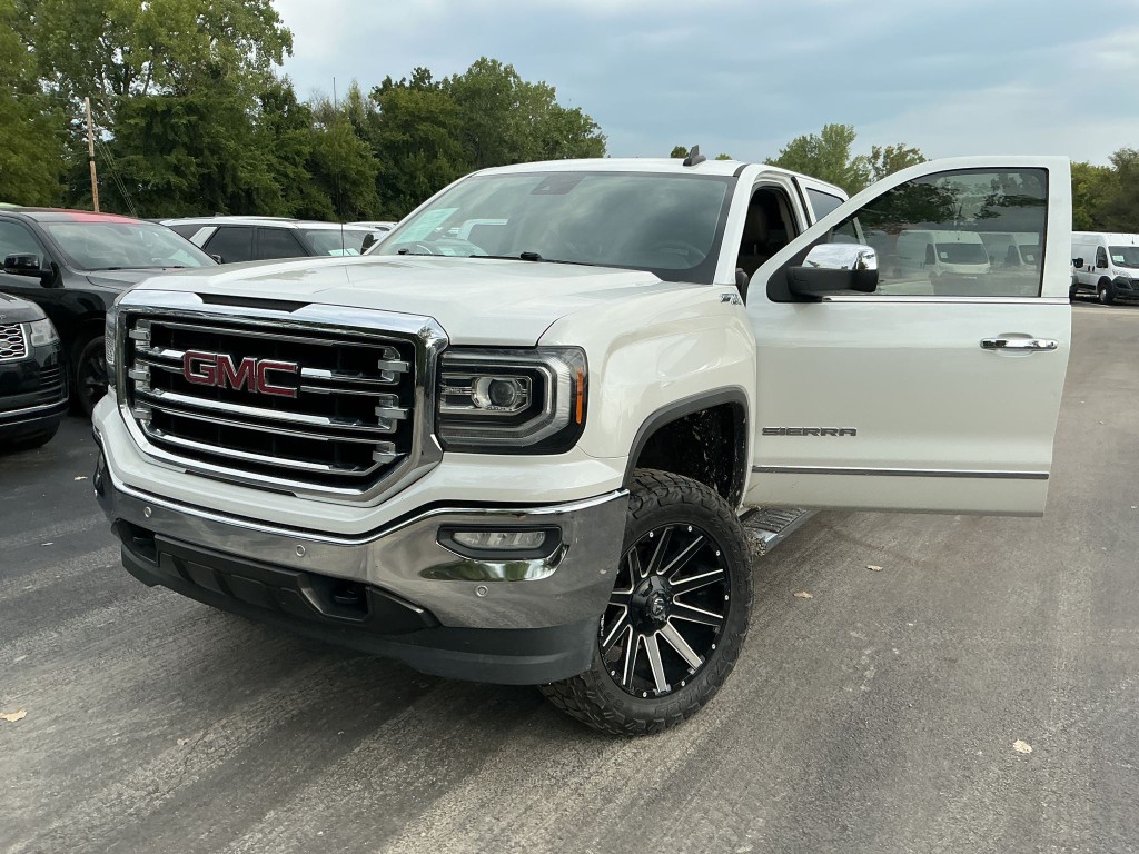 2017 GMC Sierra 1500 Image 2
