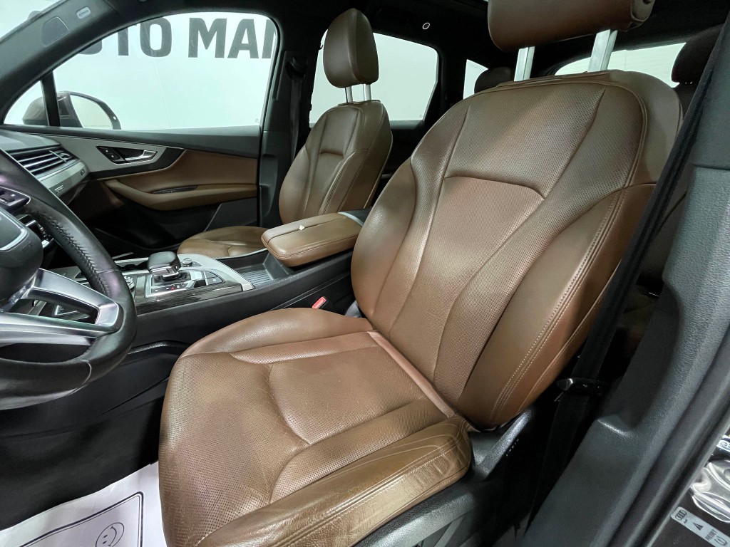 2017 Audi Q7 Image 14