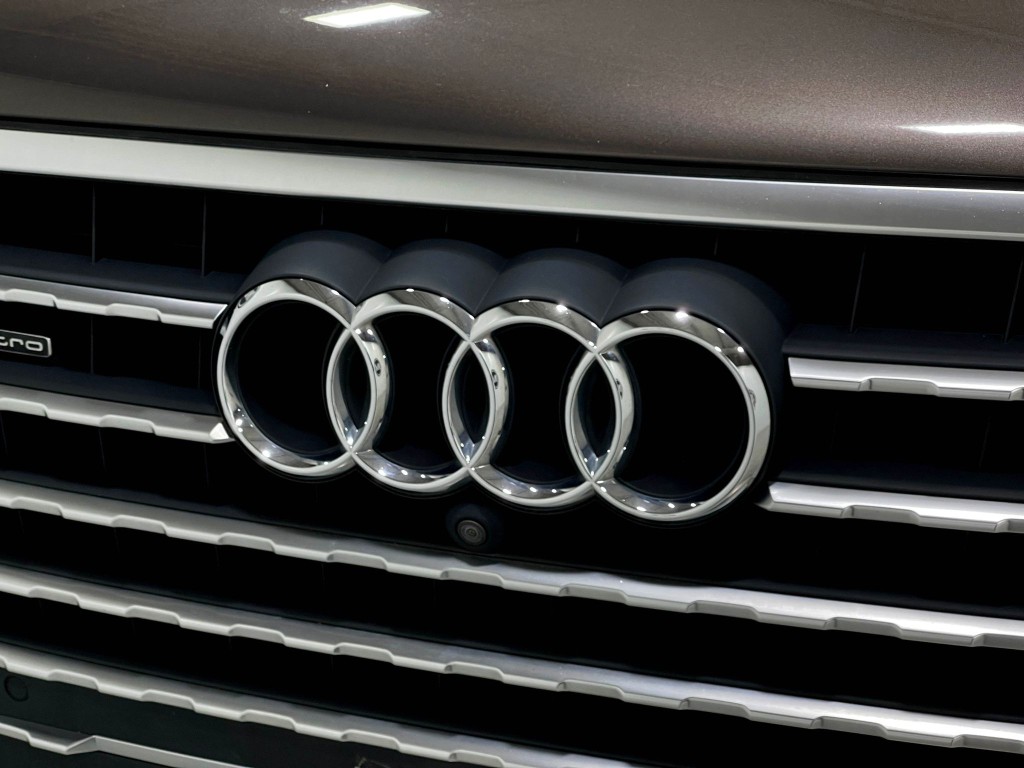 2017 Audi Q7 Image 40