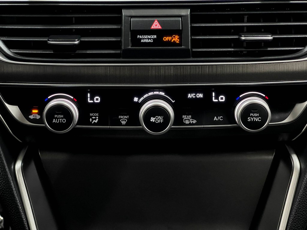 2018 Honda Accord Image 21