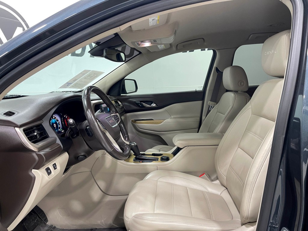 2019 GMC Acadia Image 12