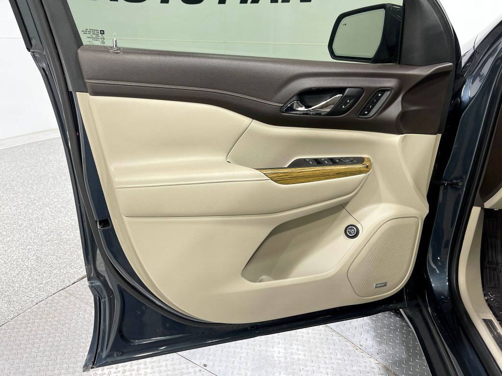 2019 GMC Acadia Image 14