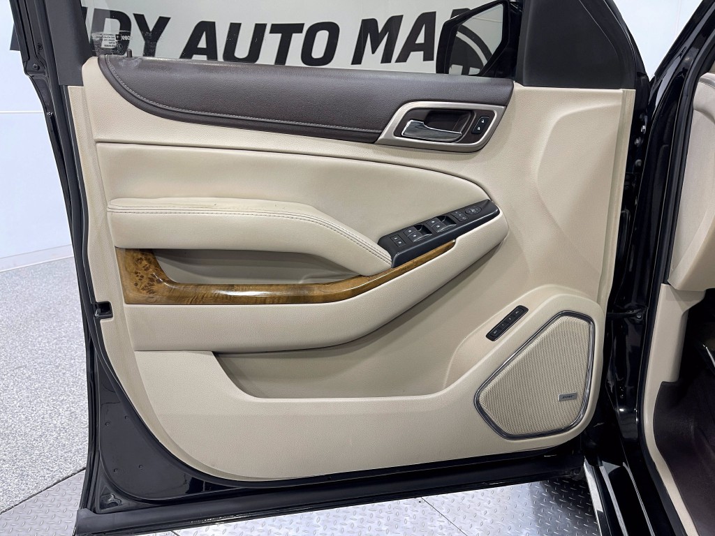2016 GMC Yukon Image 16