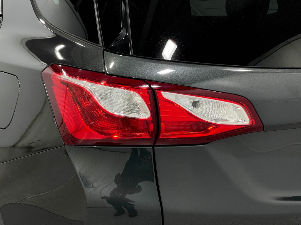2019 Chevrolet Equinox Image 32