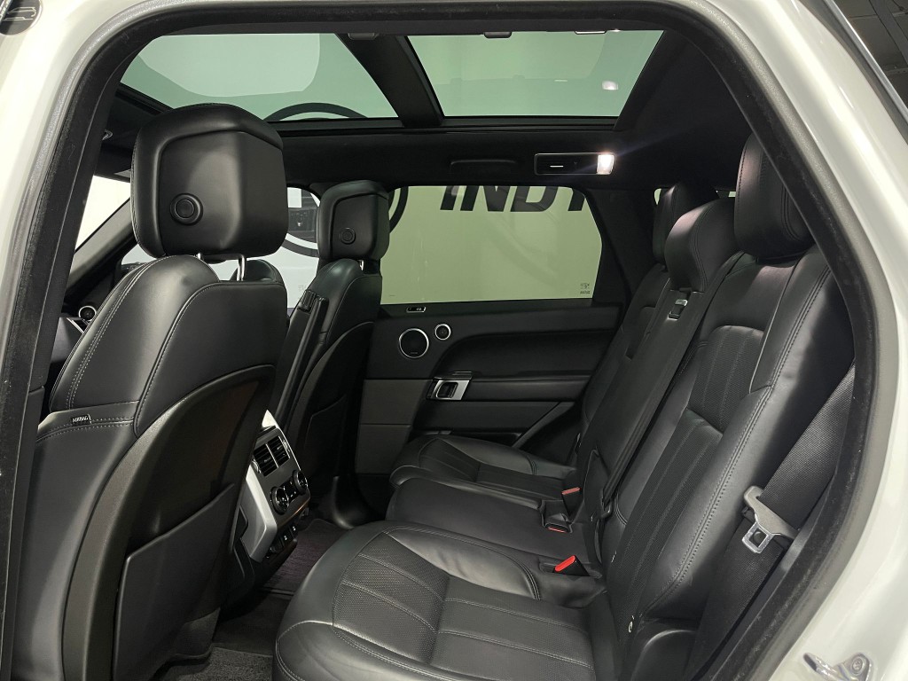 2020 Land Rover Range Rover Sport Image 30