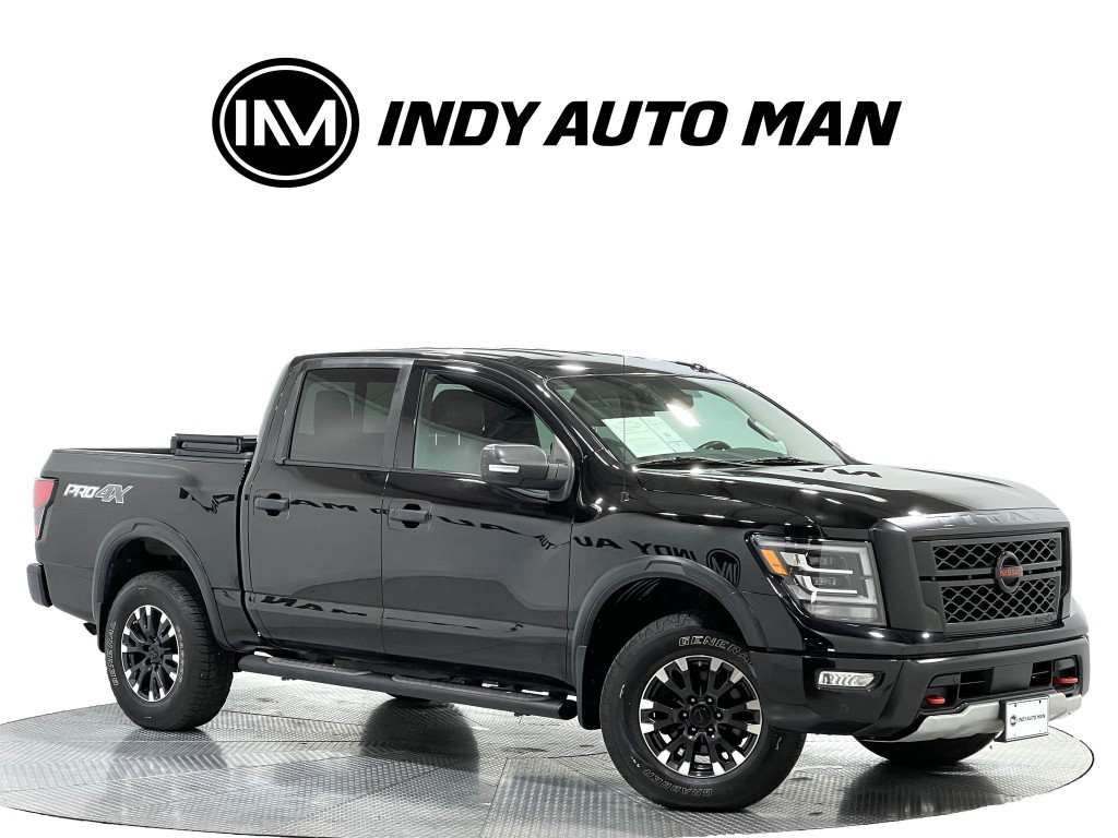 2020 Nissan Titan Image 2