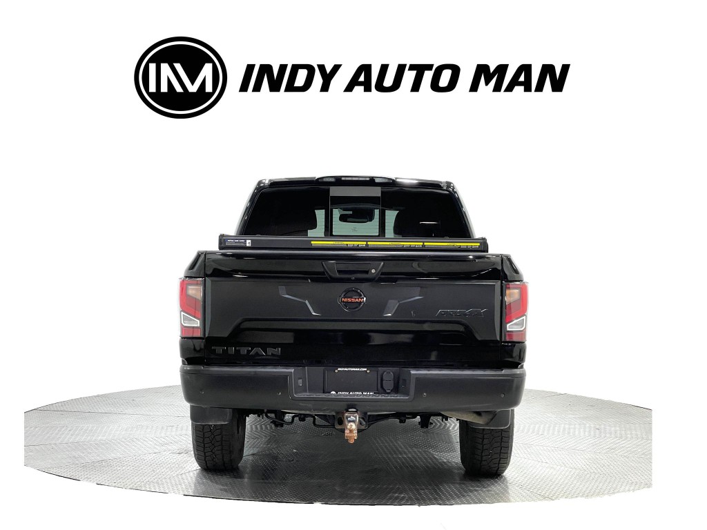 2020 Nissan Titan Image 5