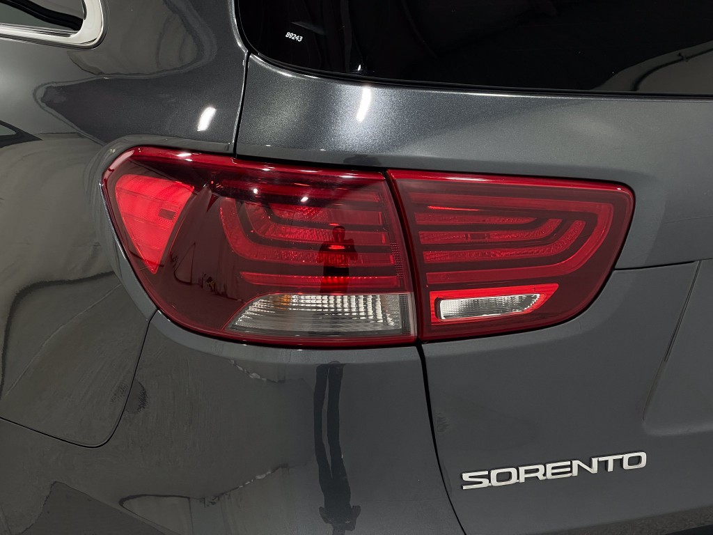 2020 Kia Sorento Image 34
