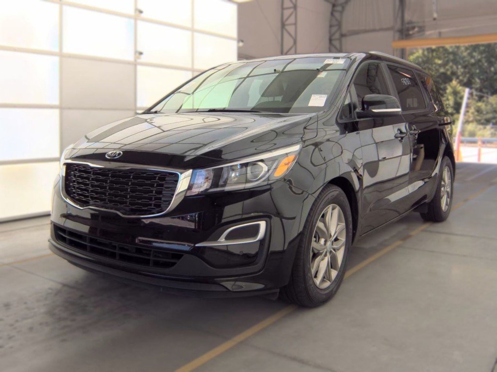 2020 Kia Sedona Image 2