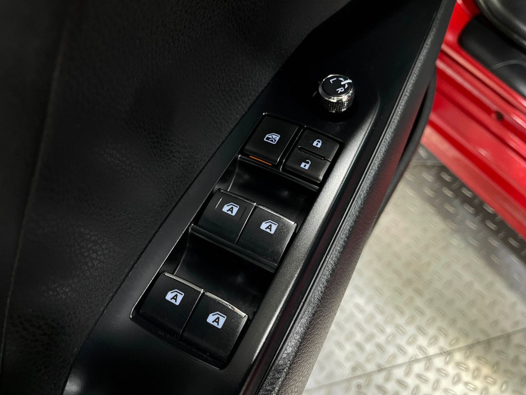 2020 Toyota Camry Image 15