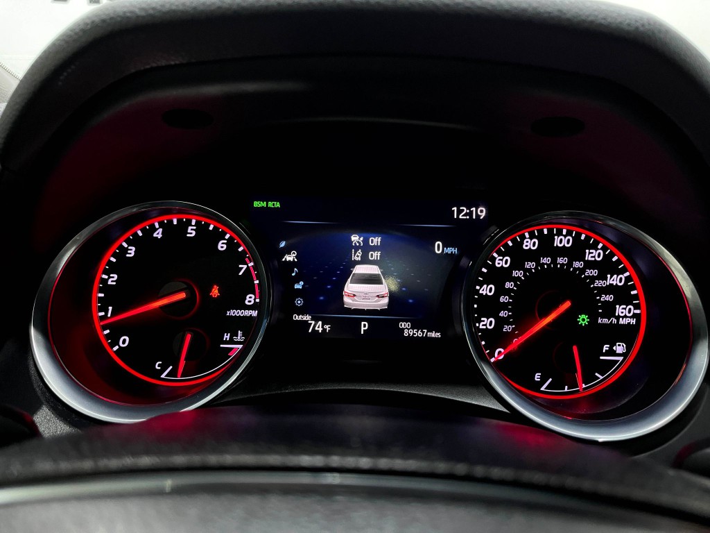 2020 Toyota Camry Image 22