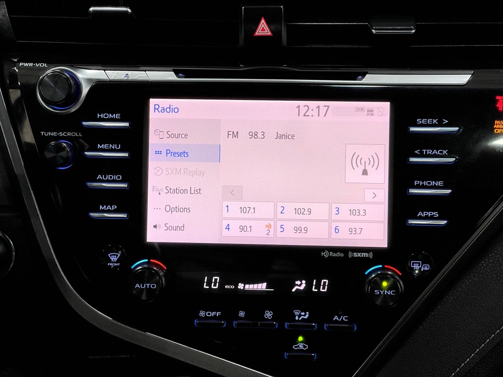 2020 Toyota Camry Image 23